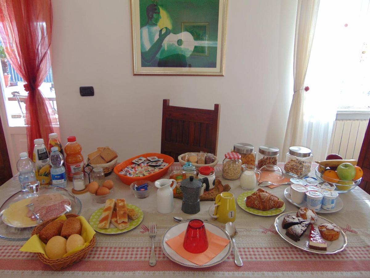 Casa Roberto B&B Savona Eksteriør bilde